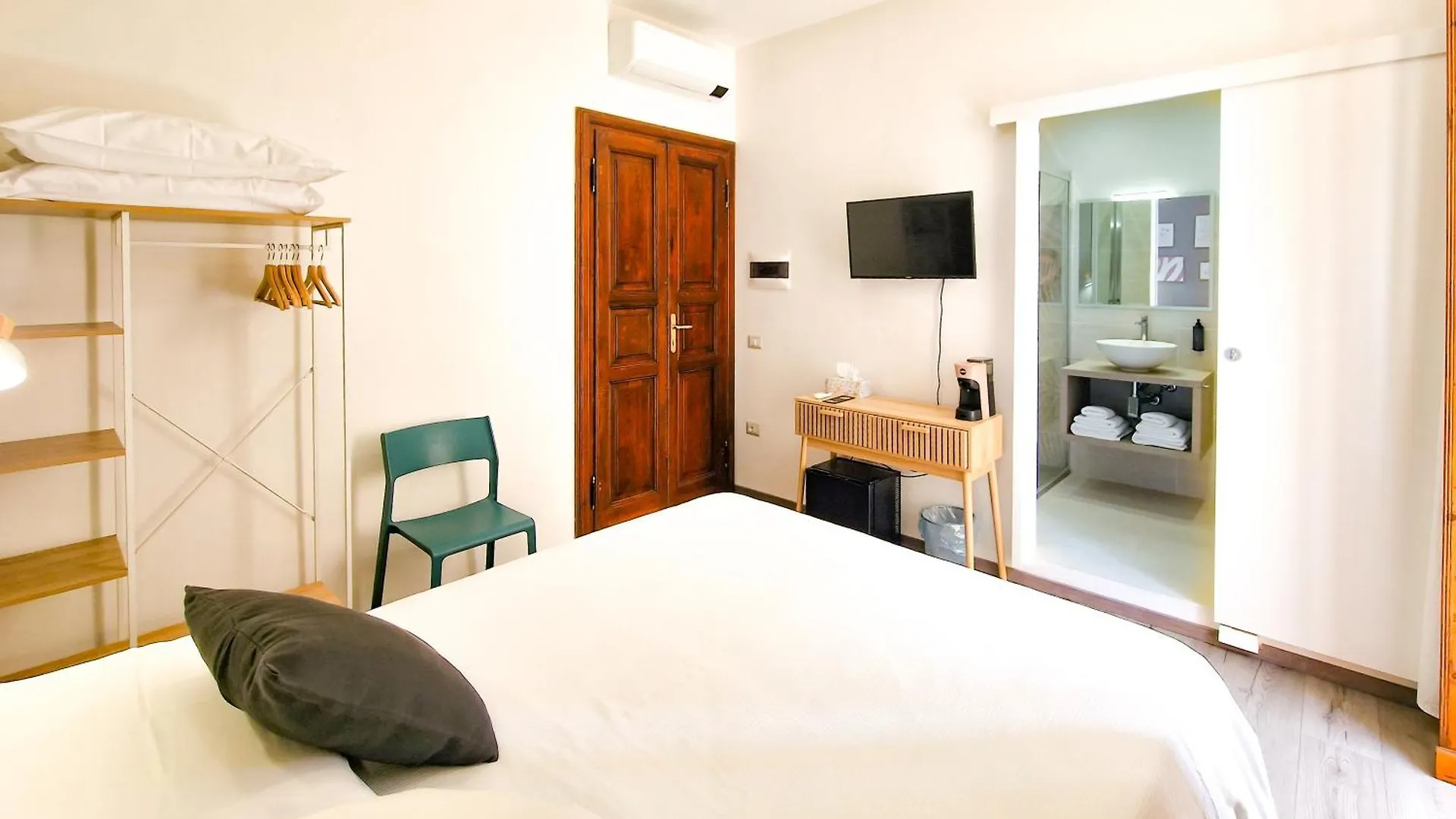 Il Caracolo Rooms La Maddalena