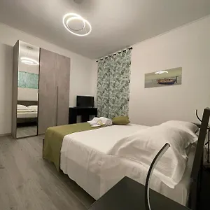 https://opera-foresteria-affittacamere.it-lombardy.com