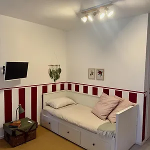 https://guestroom-i-glicini-di-bea.it-lombardy.com